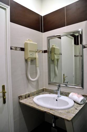 Фото Hotel Parisien