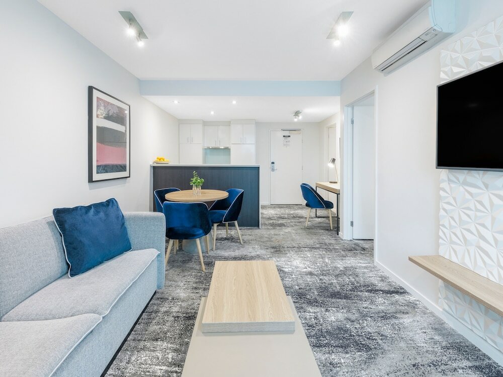 Фото Brady Apartment Hotel Flinders Street