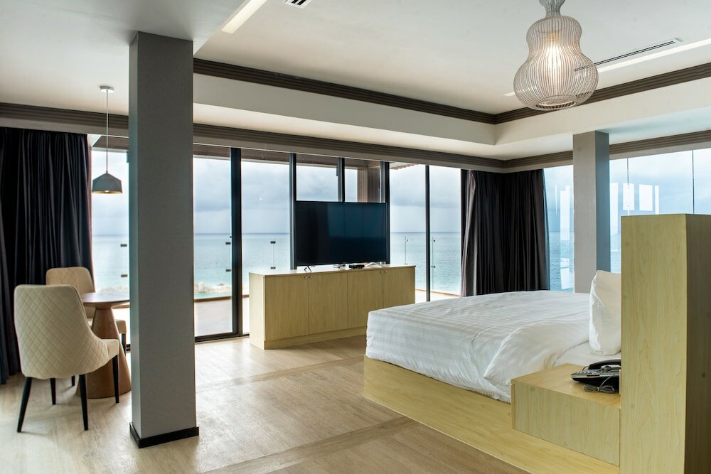 Фото Clarks Exotica Kamadhoo Maldives