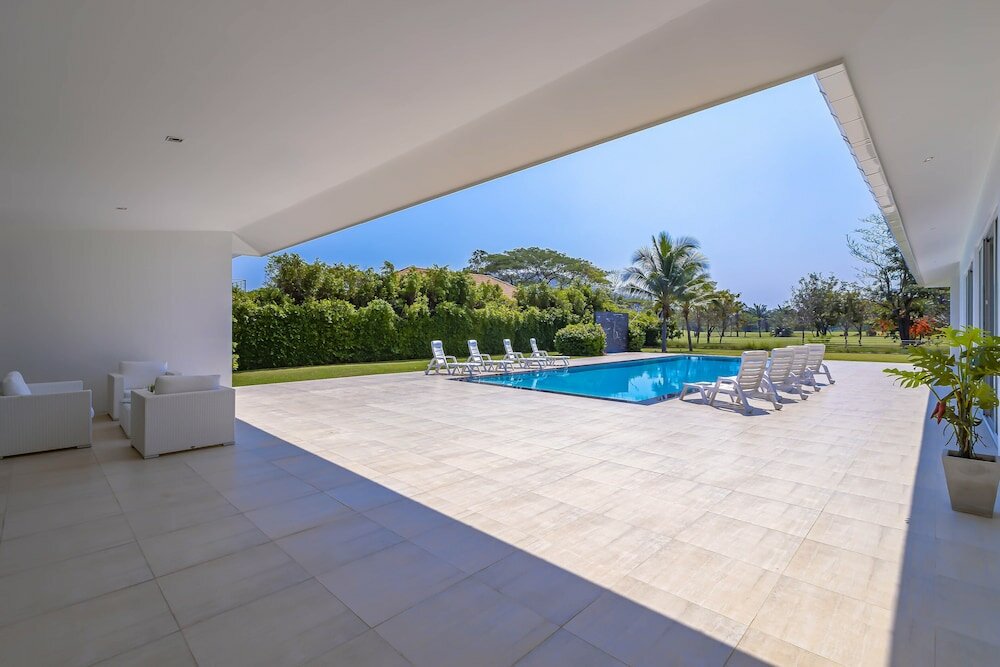 Фото Luxury Modern 4 Br Pool Villa - Ph111