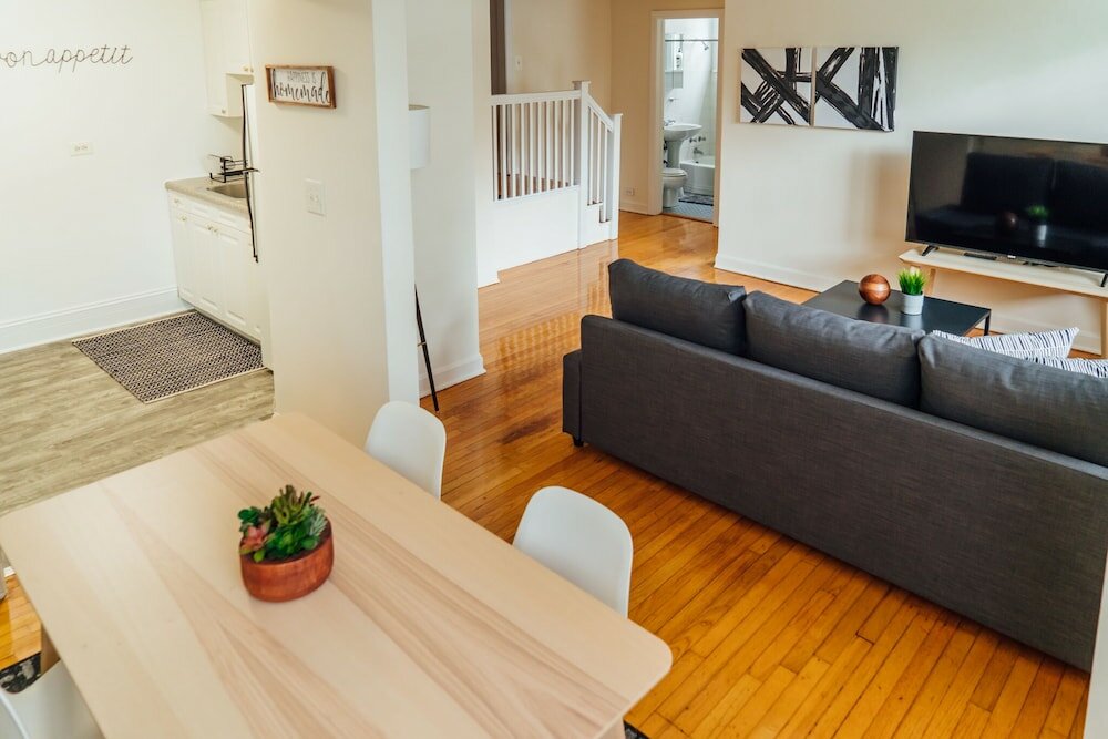 Фото Chic & Pristine 1br Apt in Marshfield