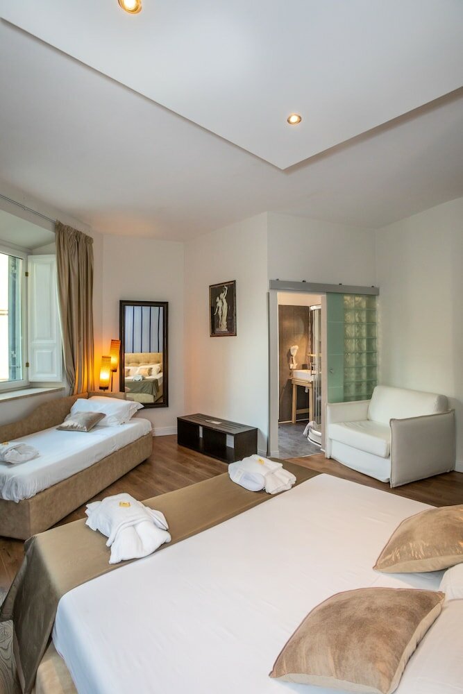 Фото Leonardo Suites - The Luxury Leading Accommodation in Rome