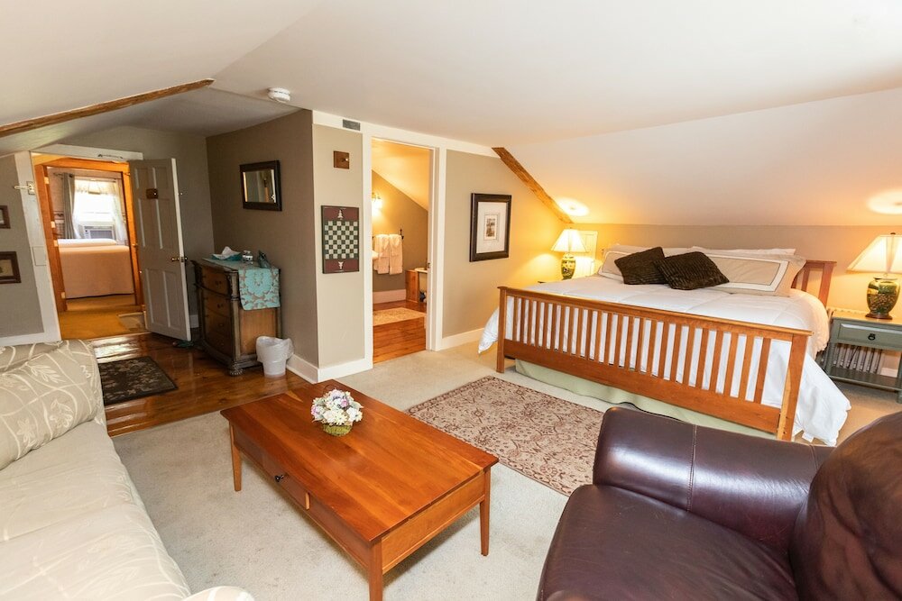 Фото Waybury Inn