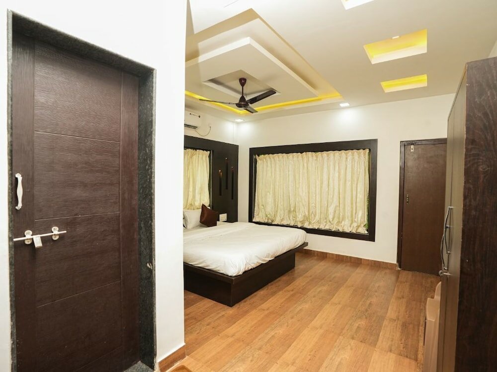Фото Hotel Royal Stay Ganpatipule