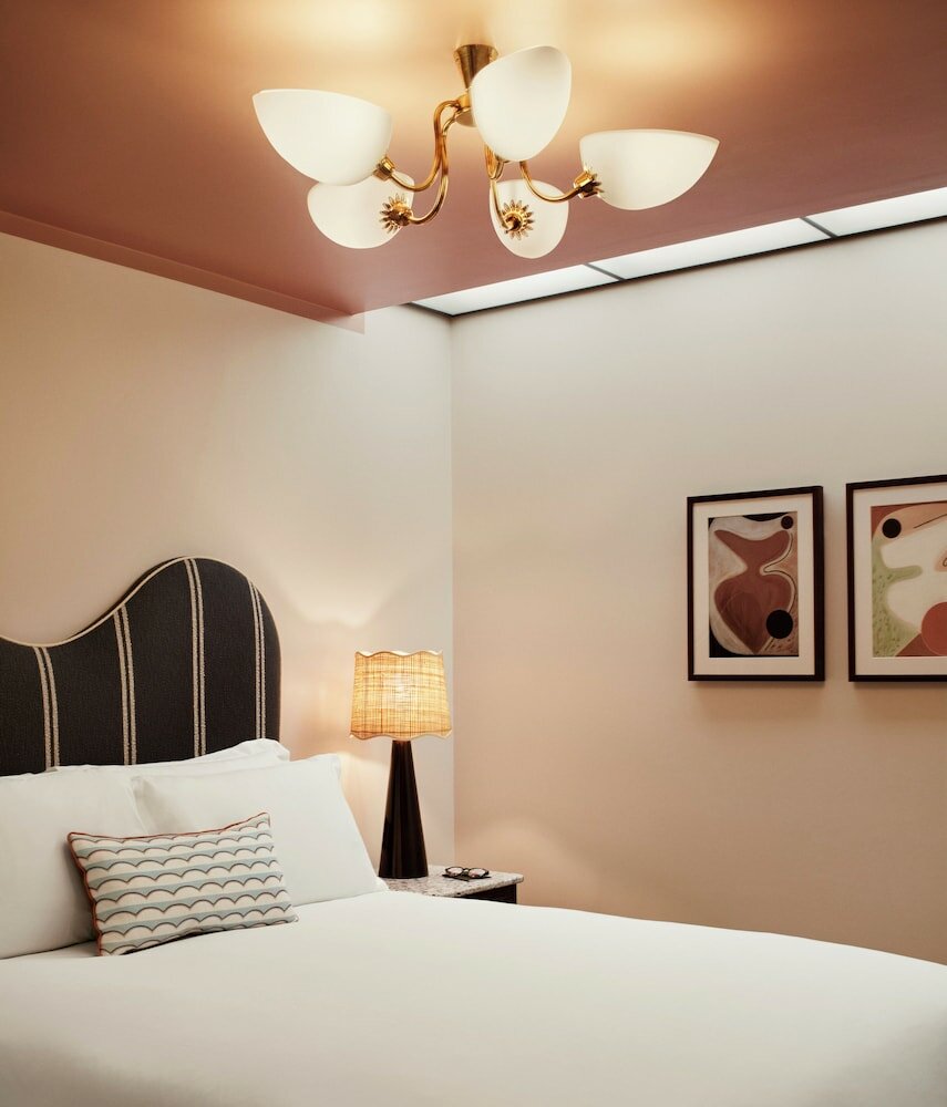 Фото The Hoxton Shepherds Bush