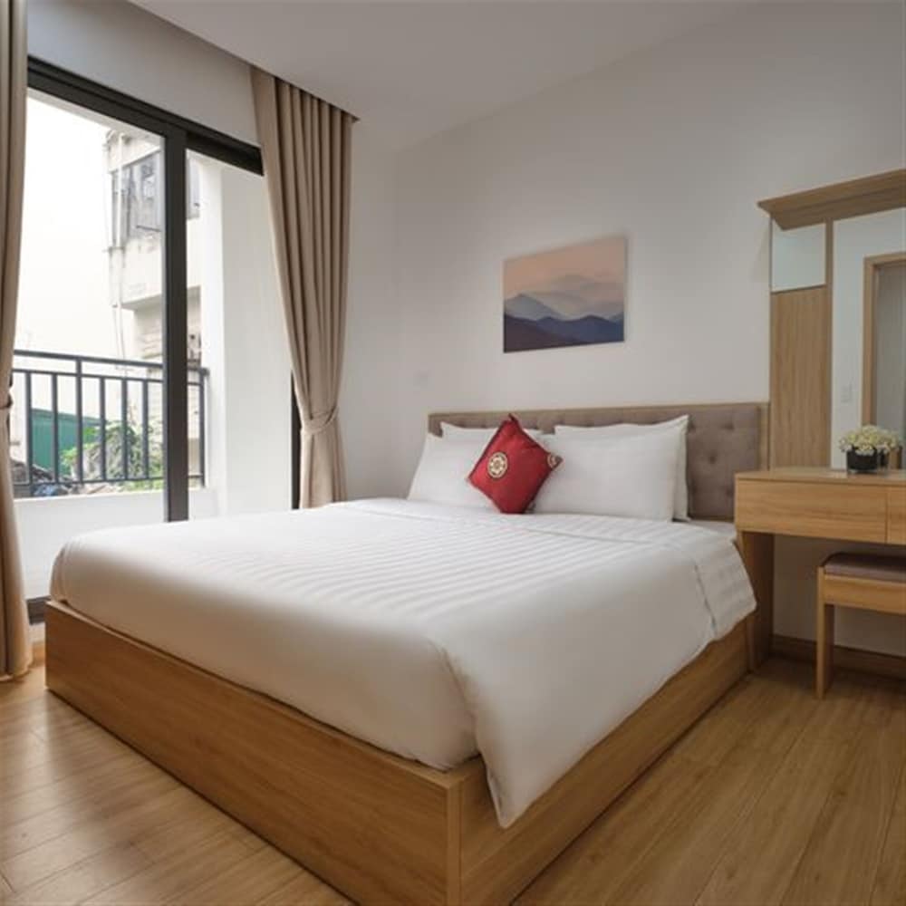 Фото MoonLight Tay Ho