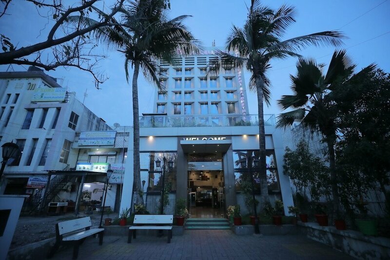 Гостиница Hotel The Excellency