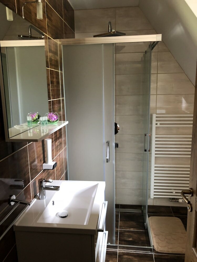 Фото House Flora