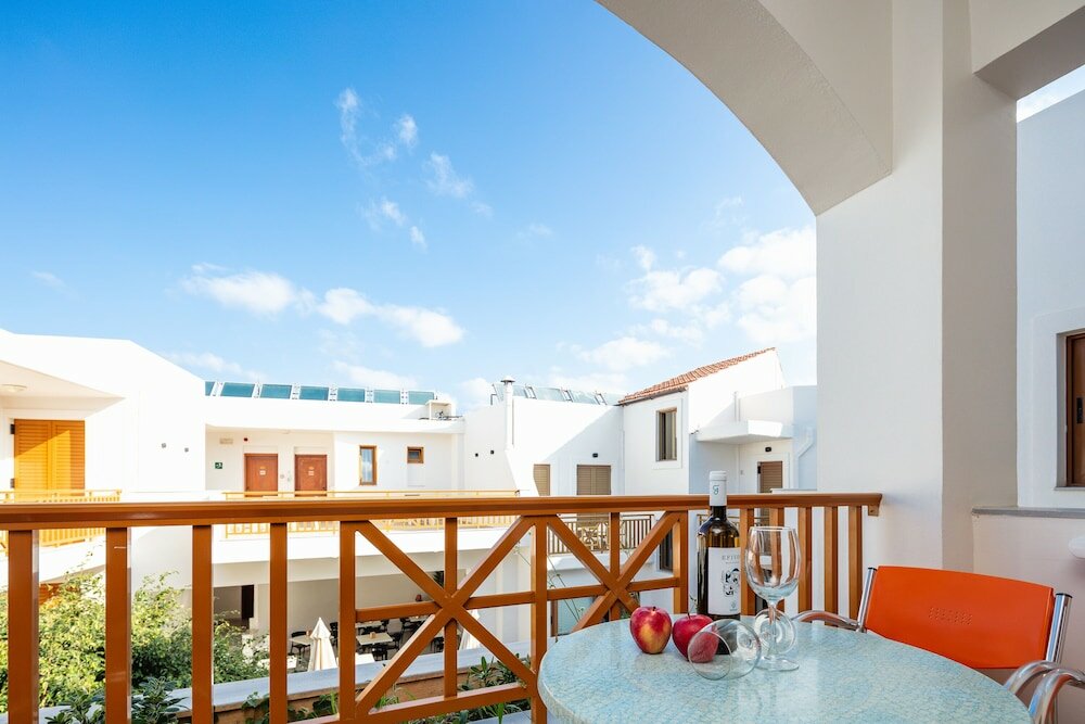 Фото Aristea Hotel Rethymnon