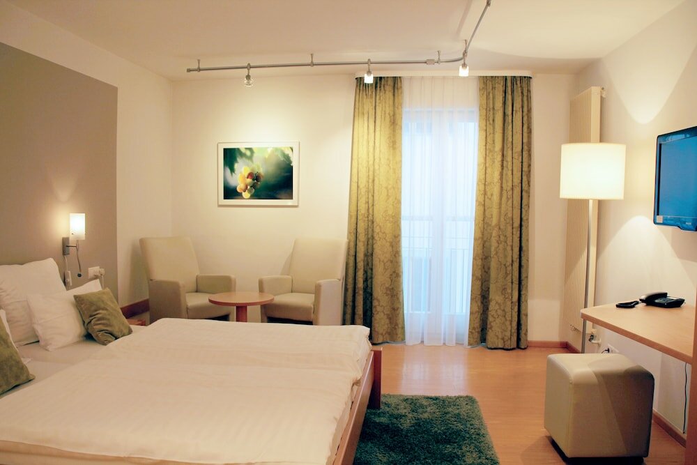 Фото Hotel Tuchhaus