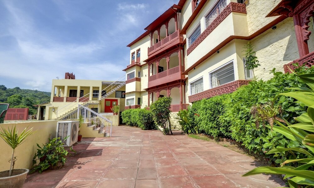 Фото Treebo Trend Hotel Kumbhal Castle With Valley View