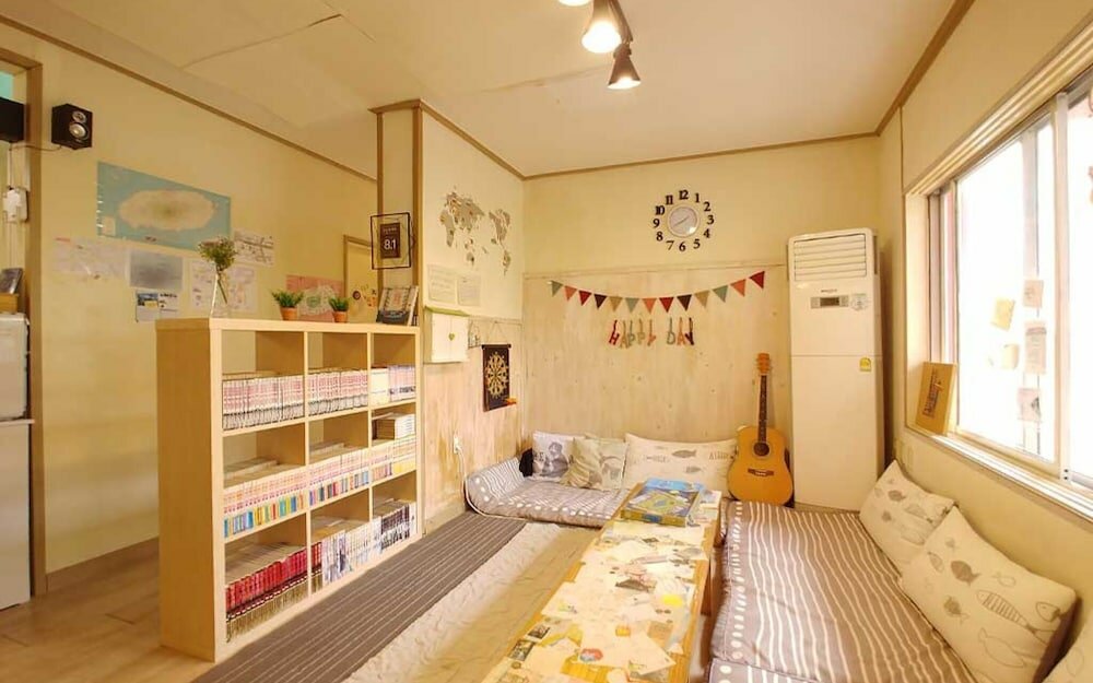 Фото Jeju Green Day Guesthouse