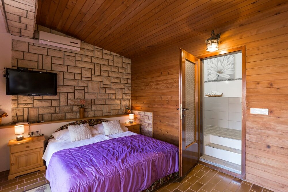 Фото Big Terrace Apartment