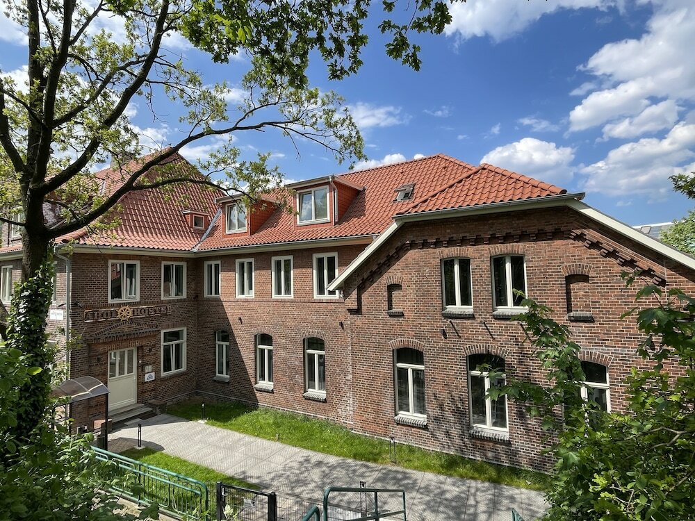 Фото Ahoi Hostel