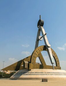 دوار الهندسة (مكة المكرمة, جدة, جدة, حي الربوة) ، معلم جذب سياحي