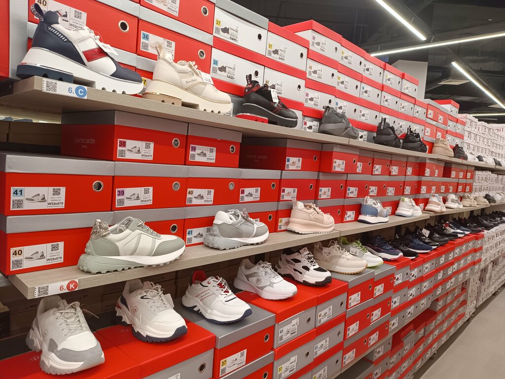 Магазин обуви Kari, Краснодар, фото