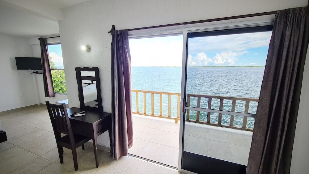 Фото Hotel Laguna Bacalar