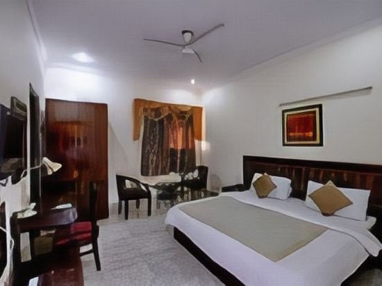 Фото STEPiNN - Ess Kay Ess Villa