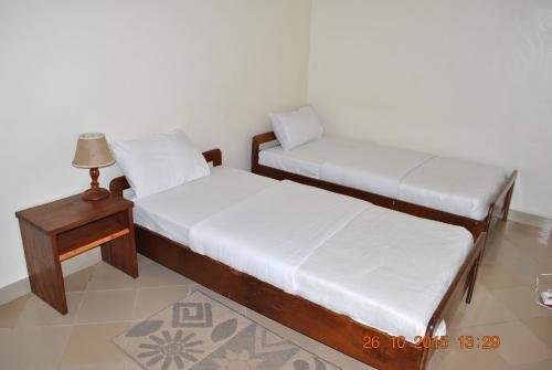 Фото Little Woods Inn