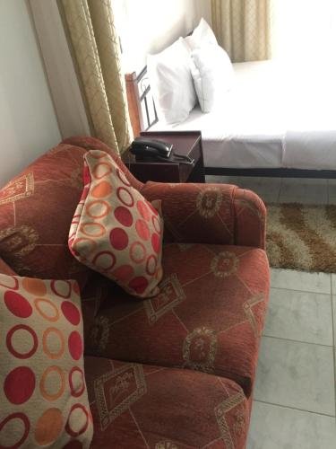 Фото Romalo Guesthouse