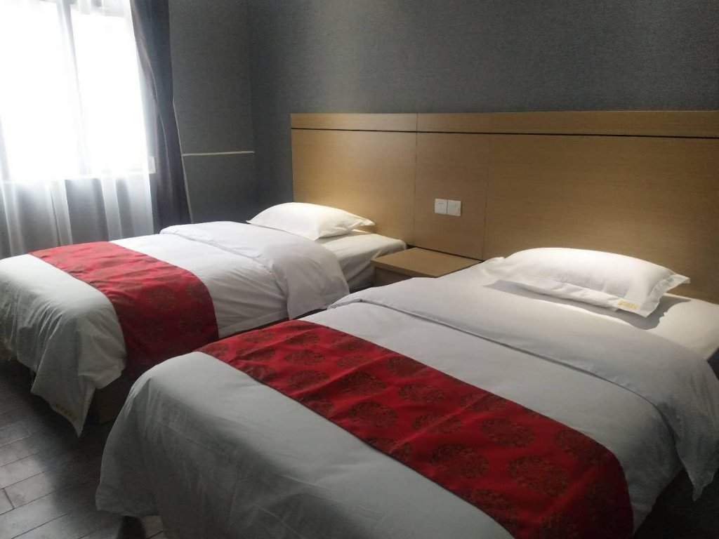 Фото Yingfengyuan Hotel