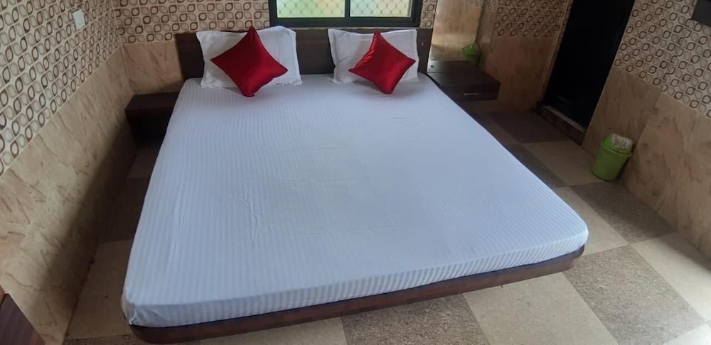 Фото Goroomgo Sea Smile Lodge Puri