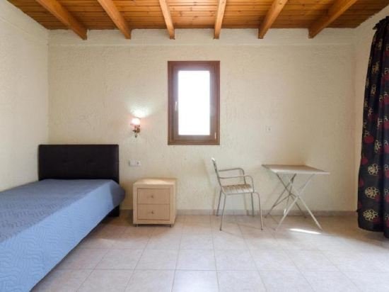 Фото Eleonora Anissaras