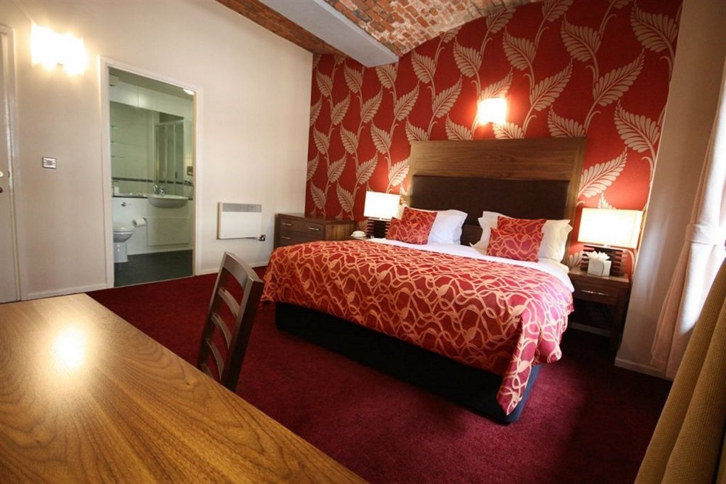 Фото The Place Aparthotel