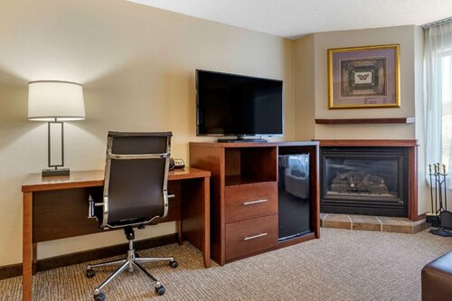 Гостиница Comfort Suites Grandville - Grand Rapids Sw