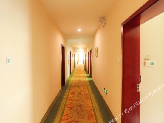 Фото GreenTree Inn Nantong Haimen Bus Statian Shell Hotel