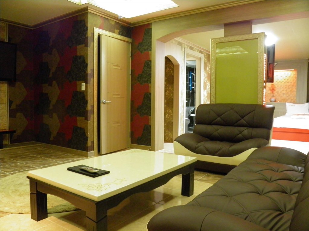 Фото Brown Hotel