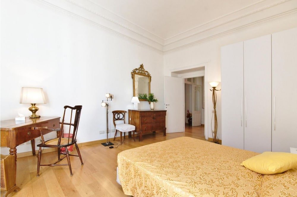 Фото 4 Blocks From The Vatican