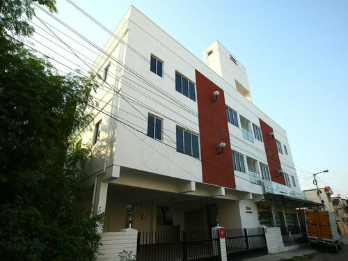 Oyo 2282 Apartment Velachery