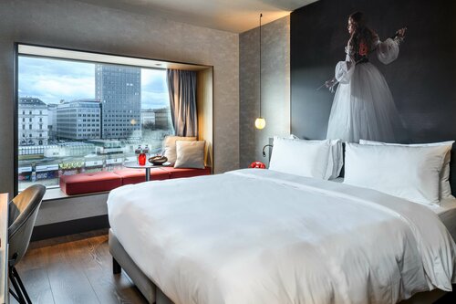 Гостиница Radisson Red Hotel Vienna в Вене