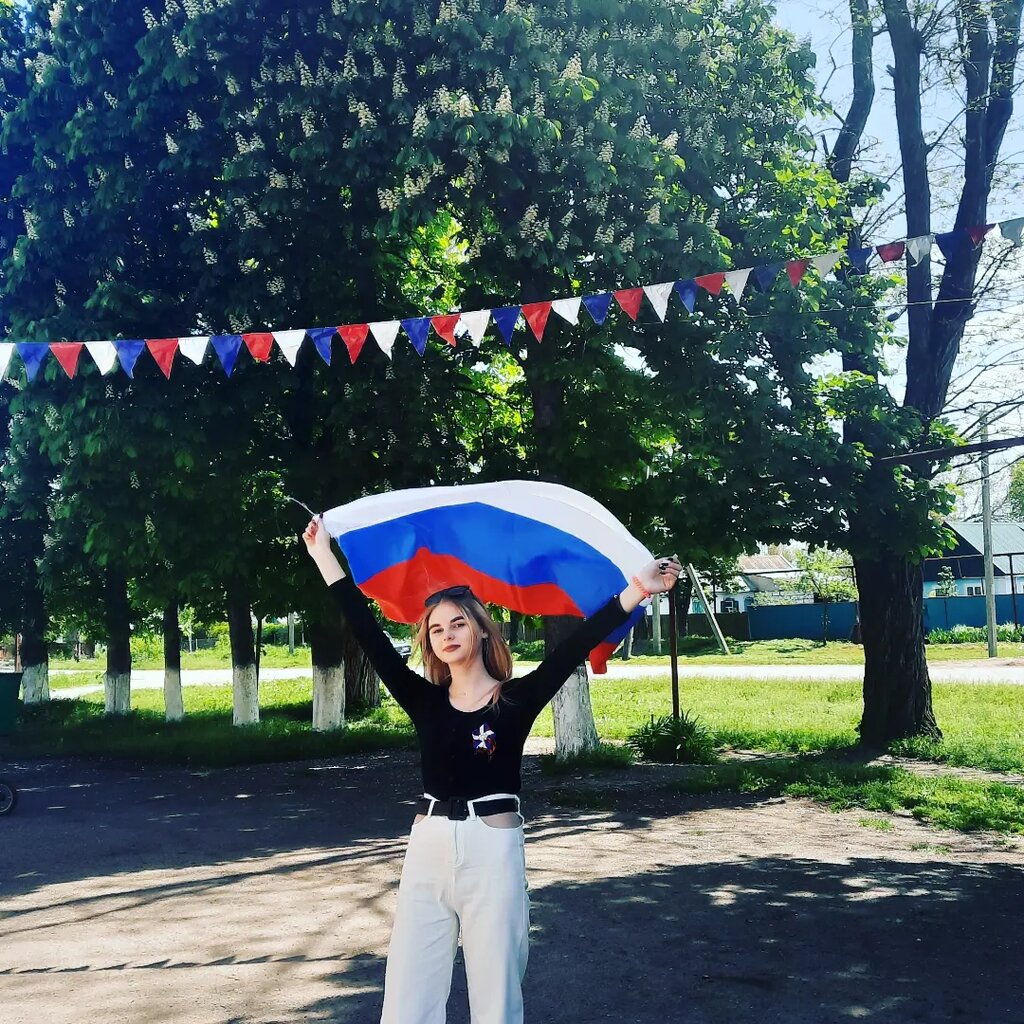 دار الثقافة Саратовский сельский Дом культуры ، إقليم ستافروبول، صورة