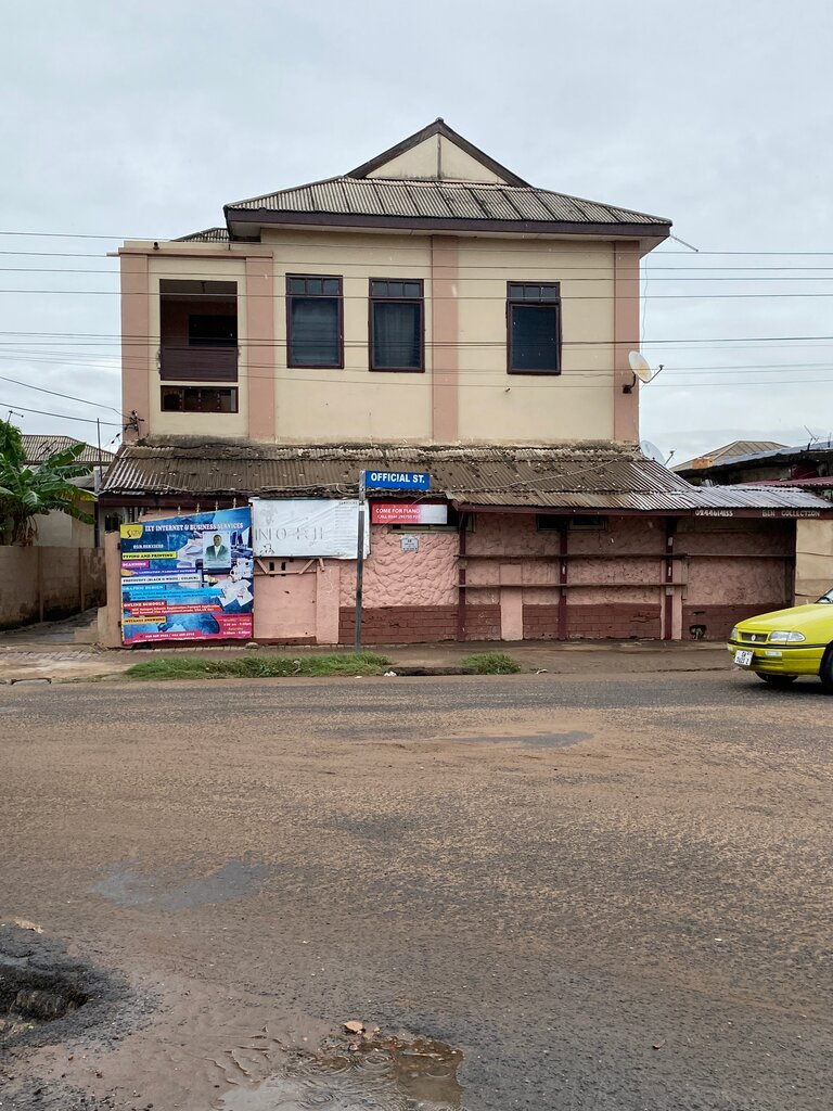 IT company Izy Internet & Business Services, Accra, photo