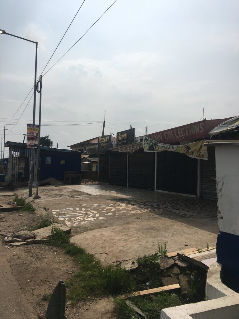 Clothing store Rozaay kaftans, Accra, photo