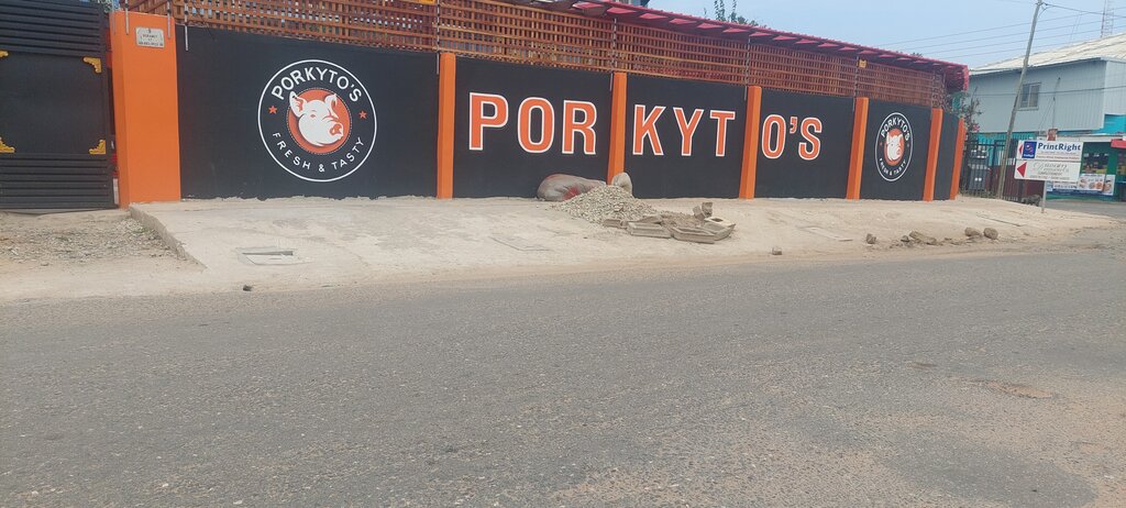 Restaurant Porkytos, Accra, photo