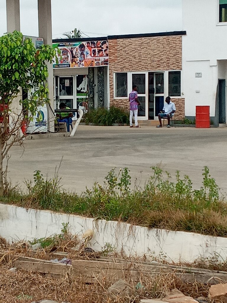 Supermarket Naddif supermart and barbering saloon, Earth, photo