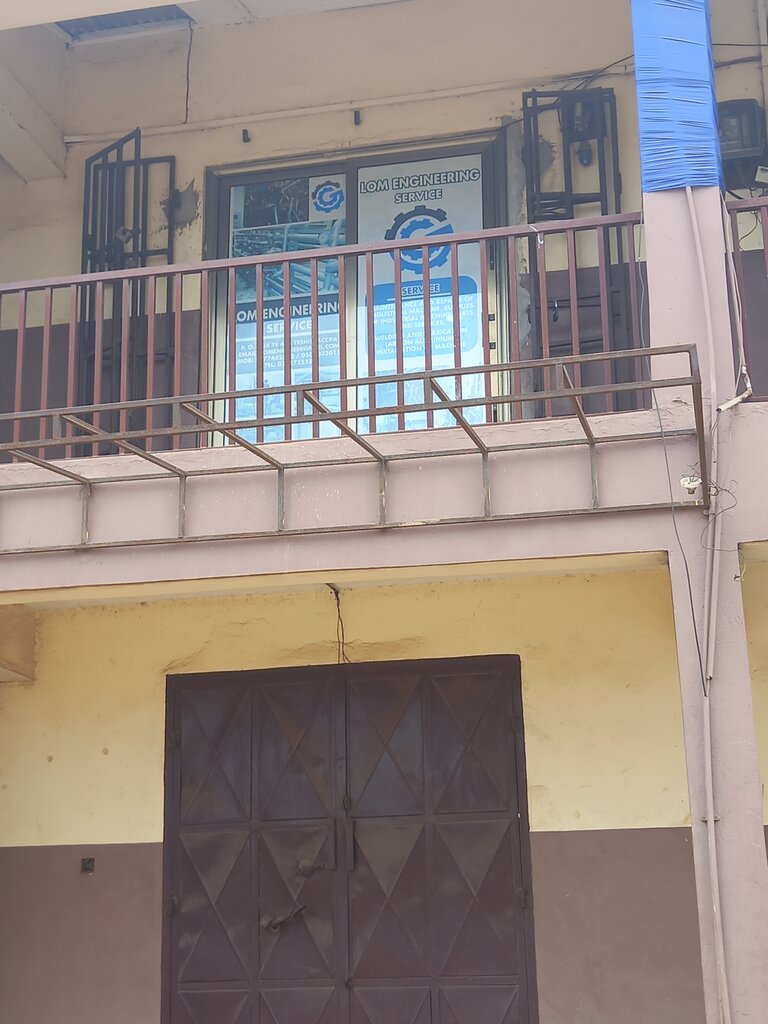 Industrial equipment repairs Lom, Earth, photo