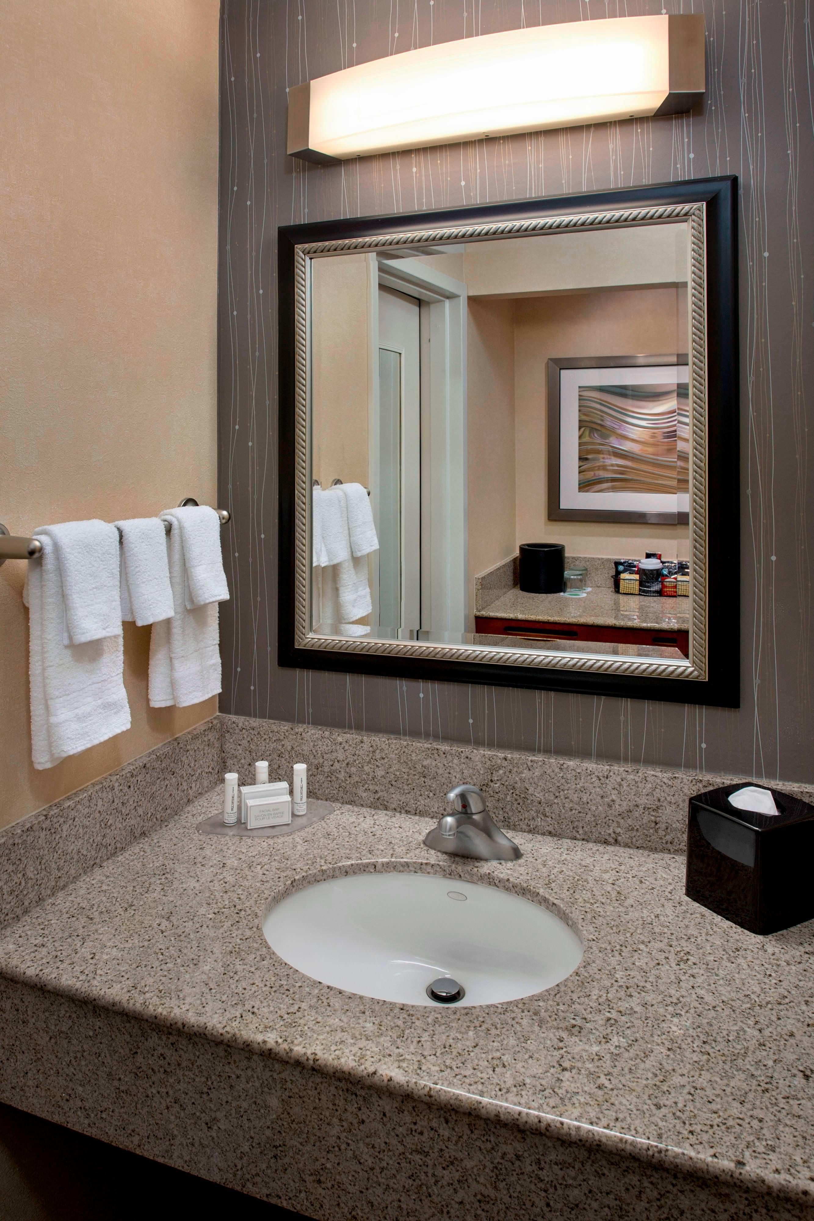 Фото Sonesta Select Philadelphia Airport