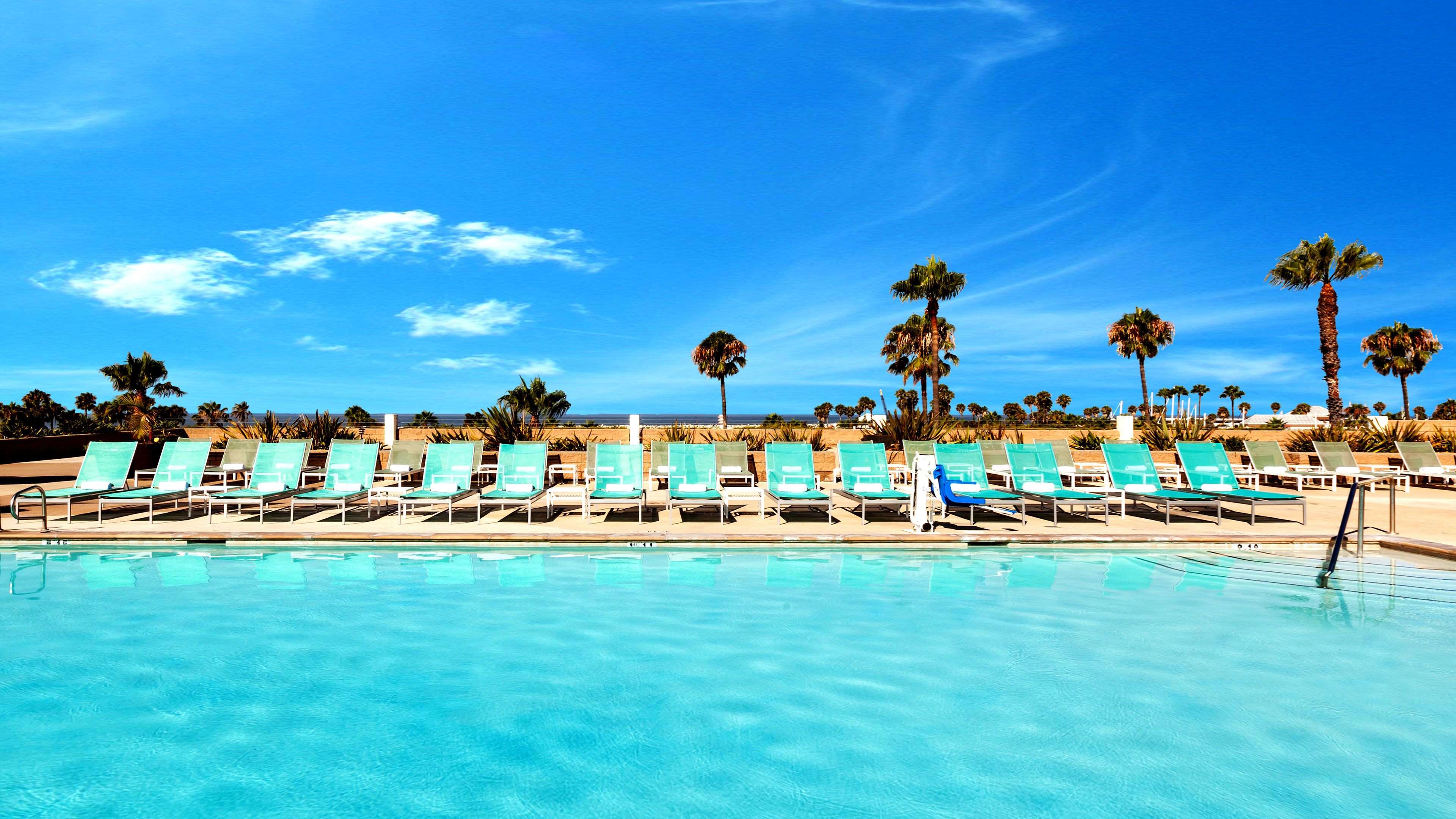 Фото Sonesta Redondo Beach & Marina