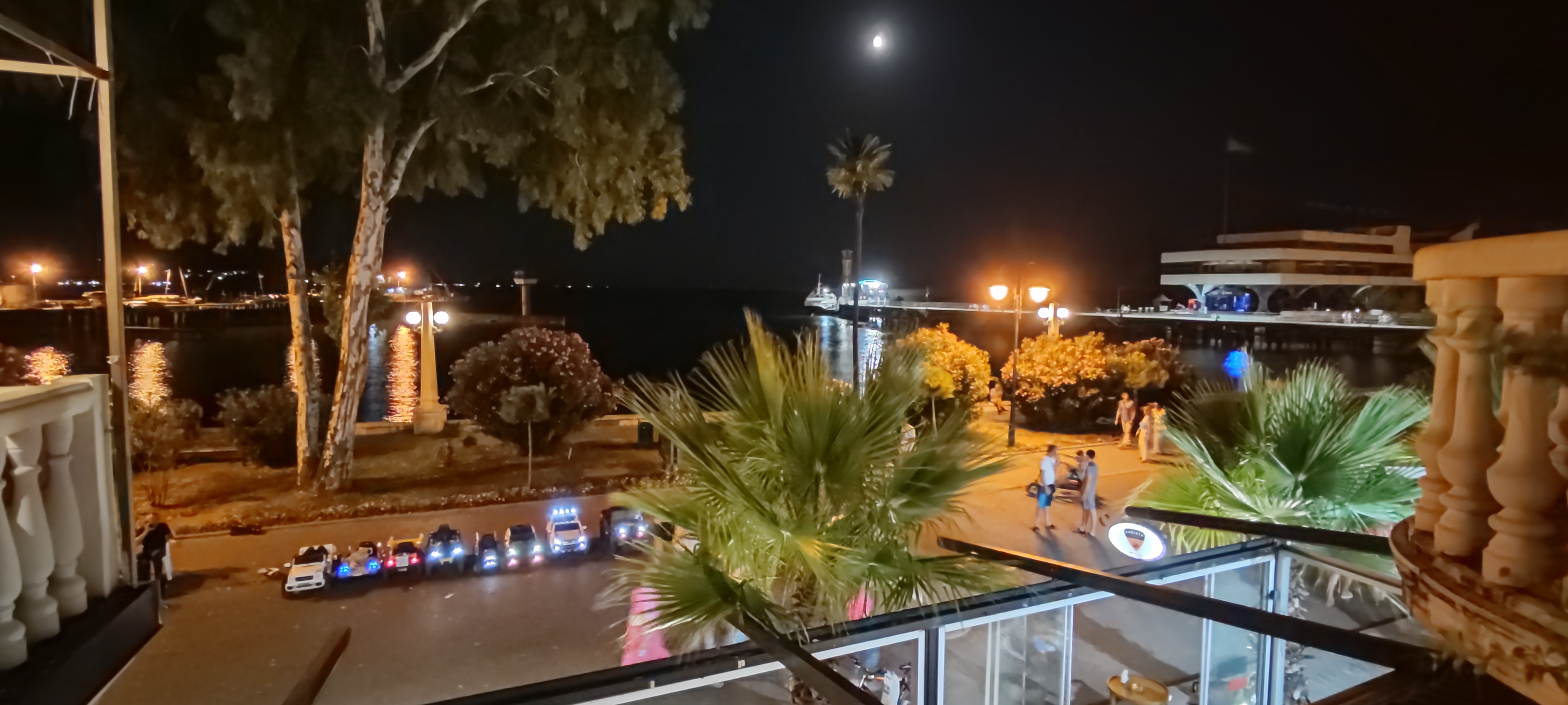 Фото Сухум Сити Мини Хотел