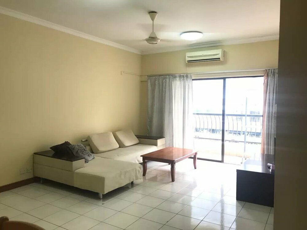 Short-term housing rental Kalyca Home - 3bd Spacious Marina Court Condo, Kota Kinabalu, photo