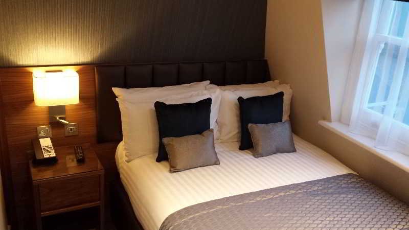 Фото Norfolk Towers Paddington Hotel