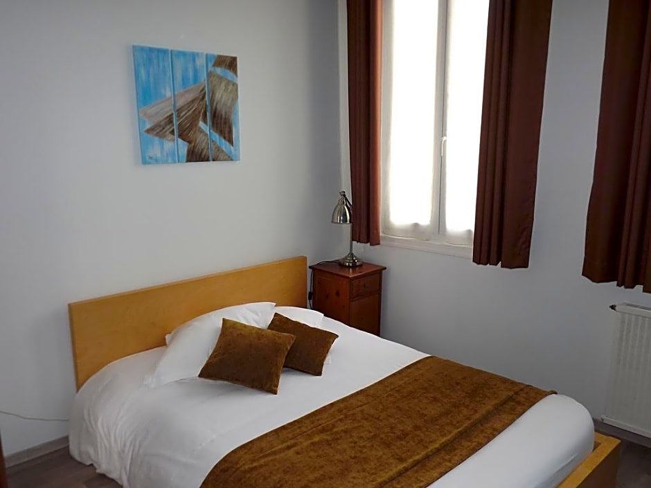 Фото The Originals Boutique, Hôtel Roca-Fortis, Rochefort