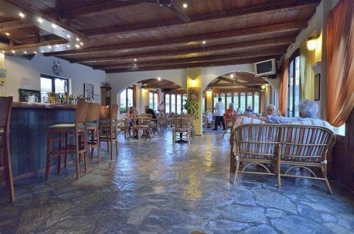 Фото Perros Hotel