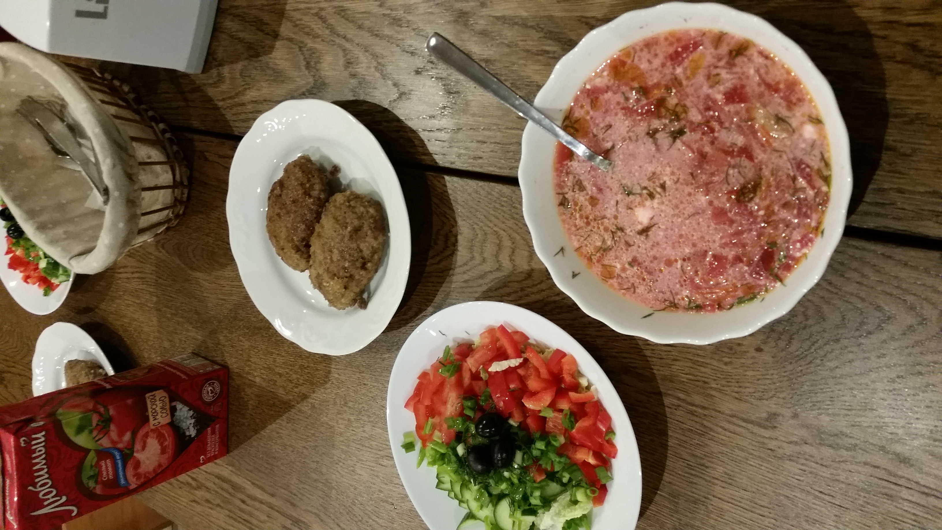 Фото Горница