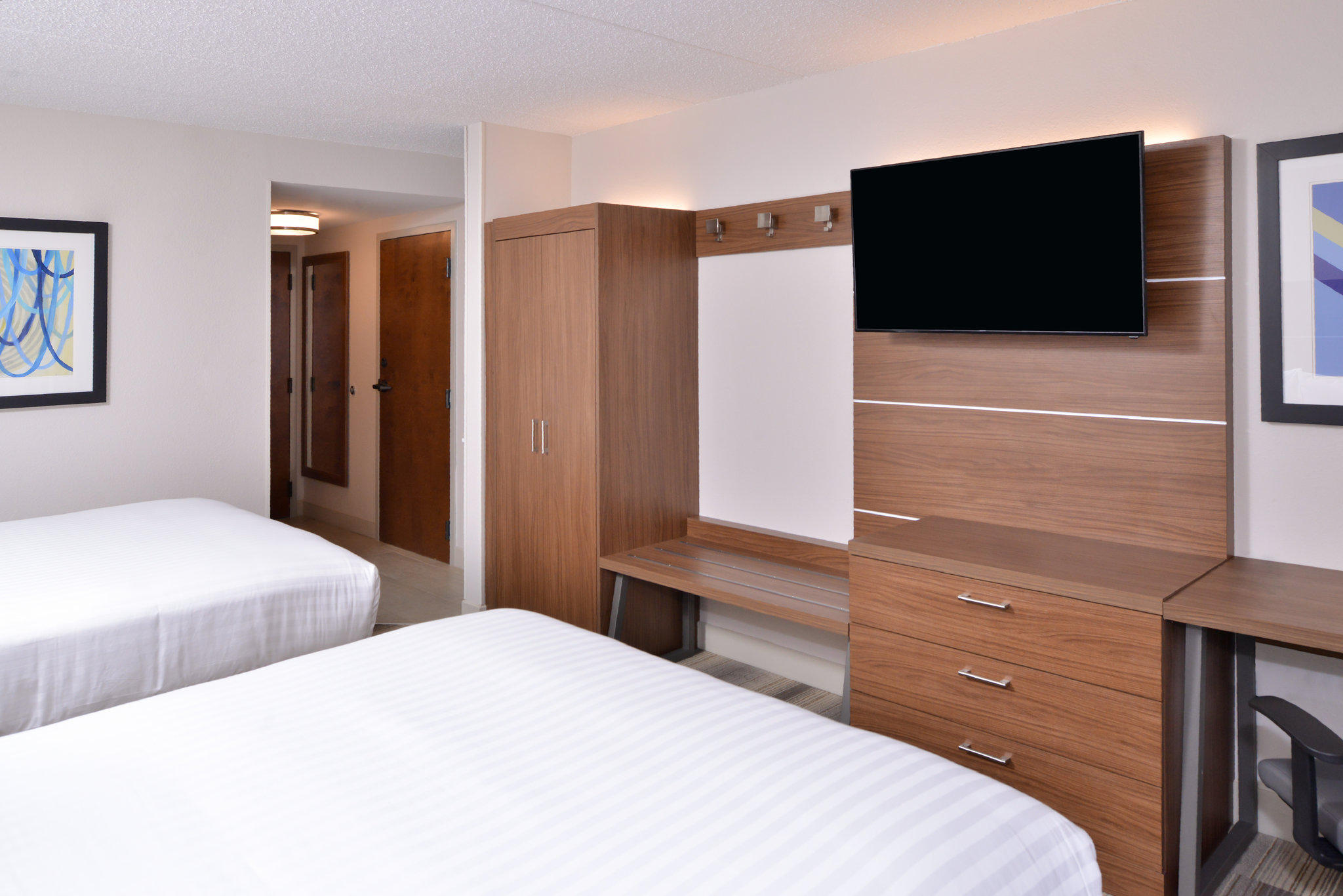 Фото Holiday Inn Express Indianapolis Downtown Convention Center, an Ihg Hotel