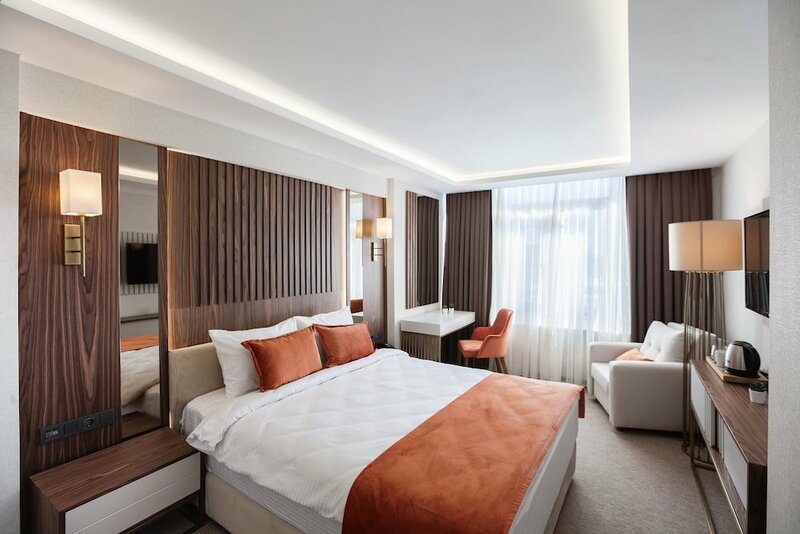 Гостиница Sherry Suites Karaköy в Бейоглу